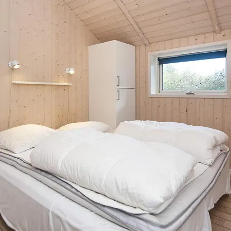 10 Person In Sydals Vibøge